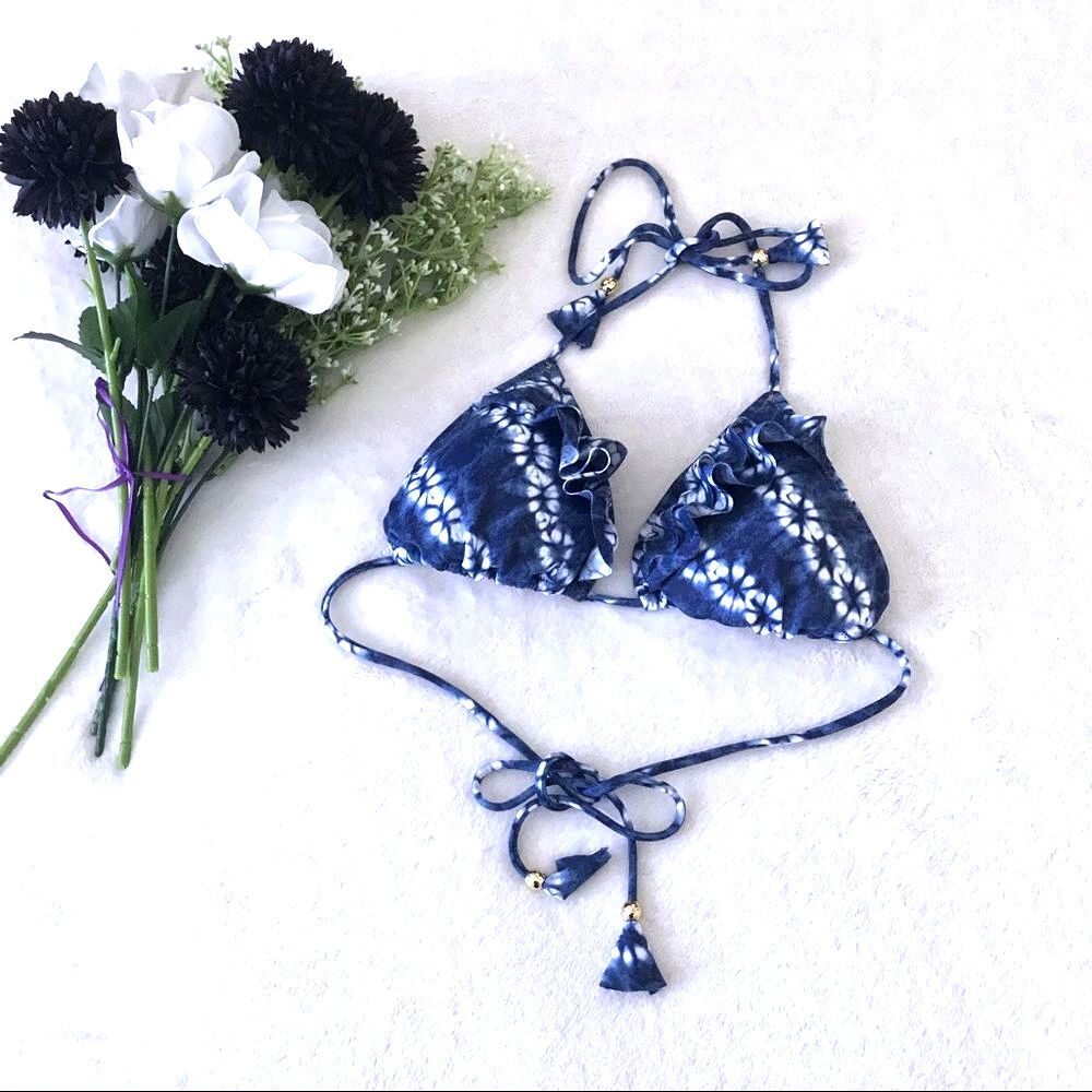 Victoria’s Secret Bikini Top Size Medium Blue White